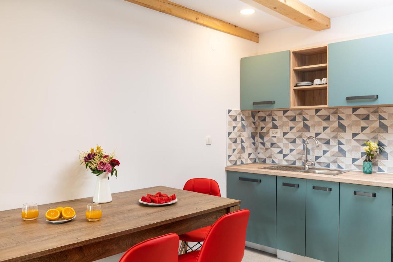 Holiday Home Anamarija 察夫塔特 外观 照片