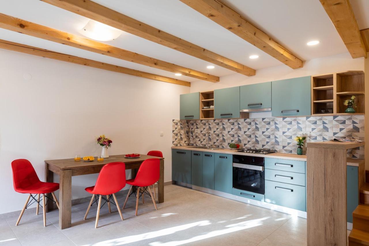 Holiday Home Anamarija 察夫塔特 外观 照片