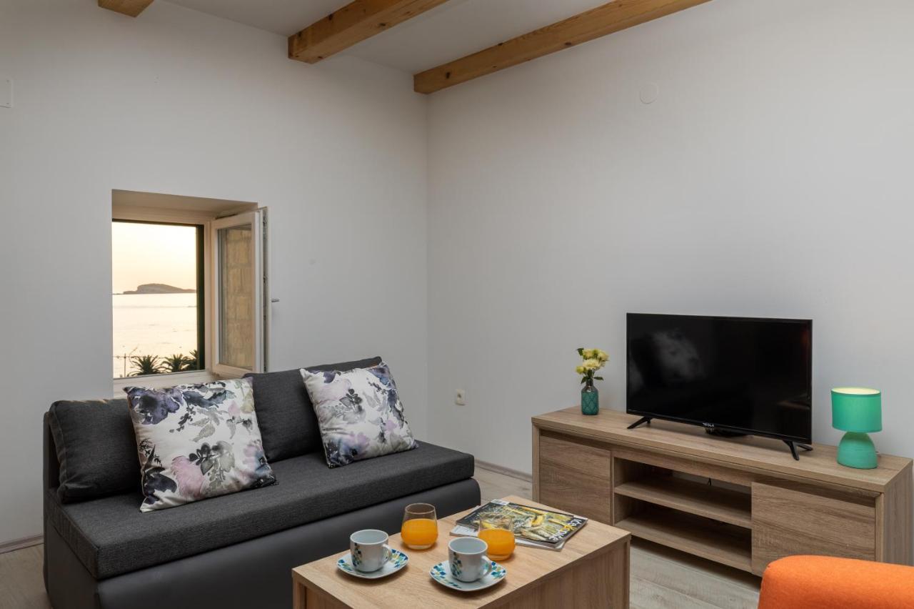 Holiday Home Anamarija 察夫塔特 外观 照片